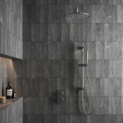 Douche à encastrer Banio Exclusive avec tête de douche de 30 cm, bras mural et barre de douche en inox